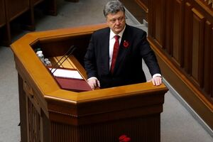 Порошенко: Россия не выиграла бы войну с Гитлером без Украины
