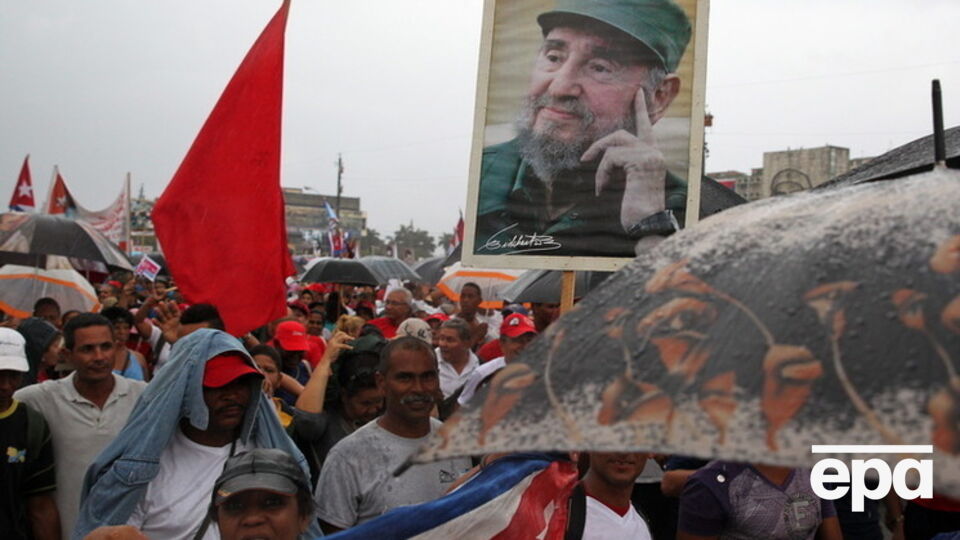 Санчес: Кастро скрывал свои романы и шикарный образ жизни, в том числе тот факт, что у него была роскошная яхта Aquarama II от кубинцев