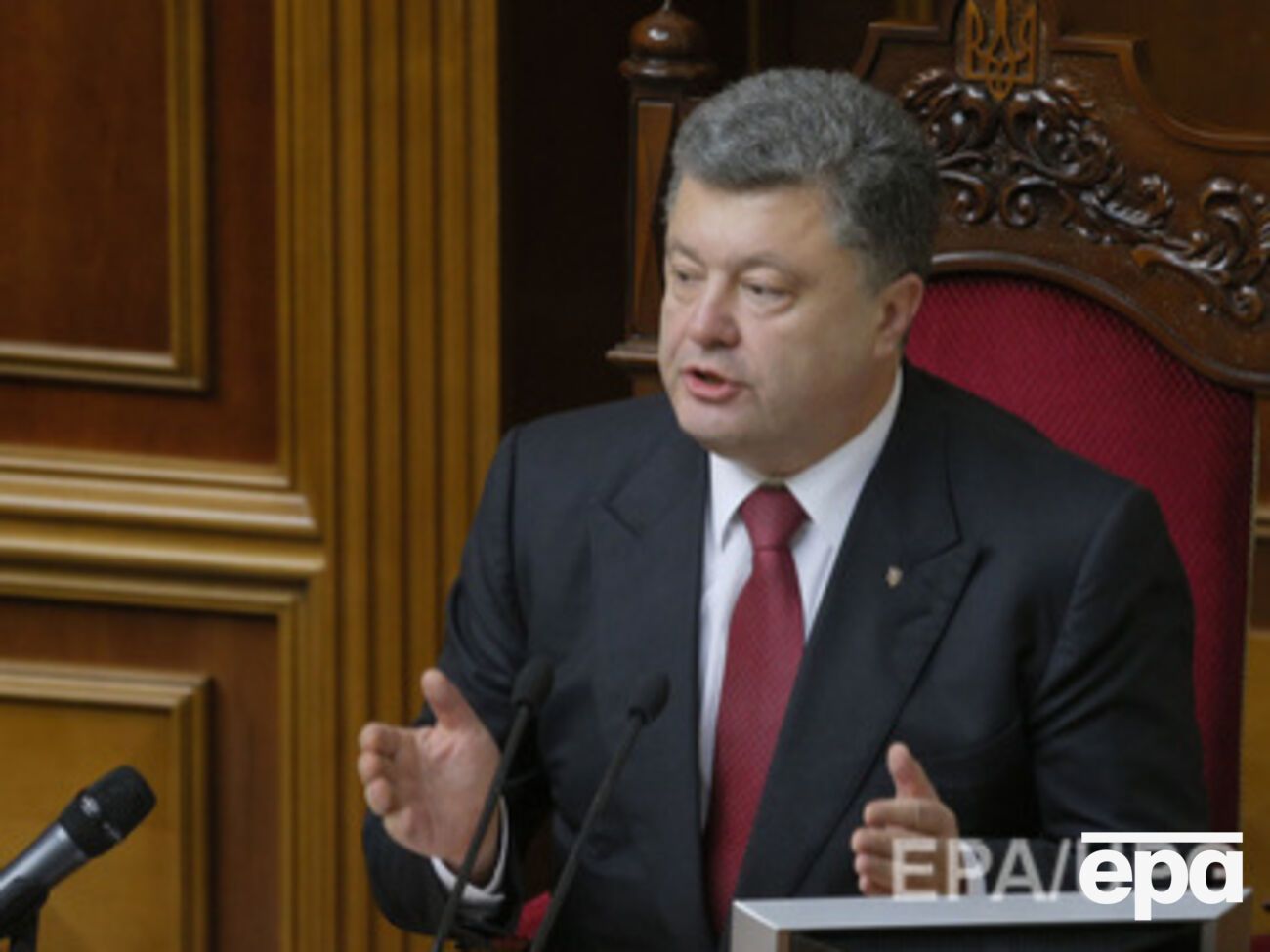 Порошенко: От агрессии России больше всего пострадали русскоговорящие жители Донбасса