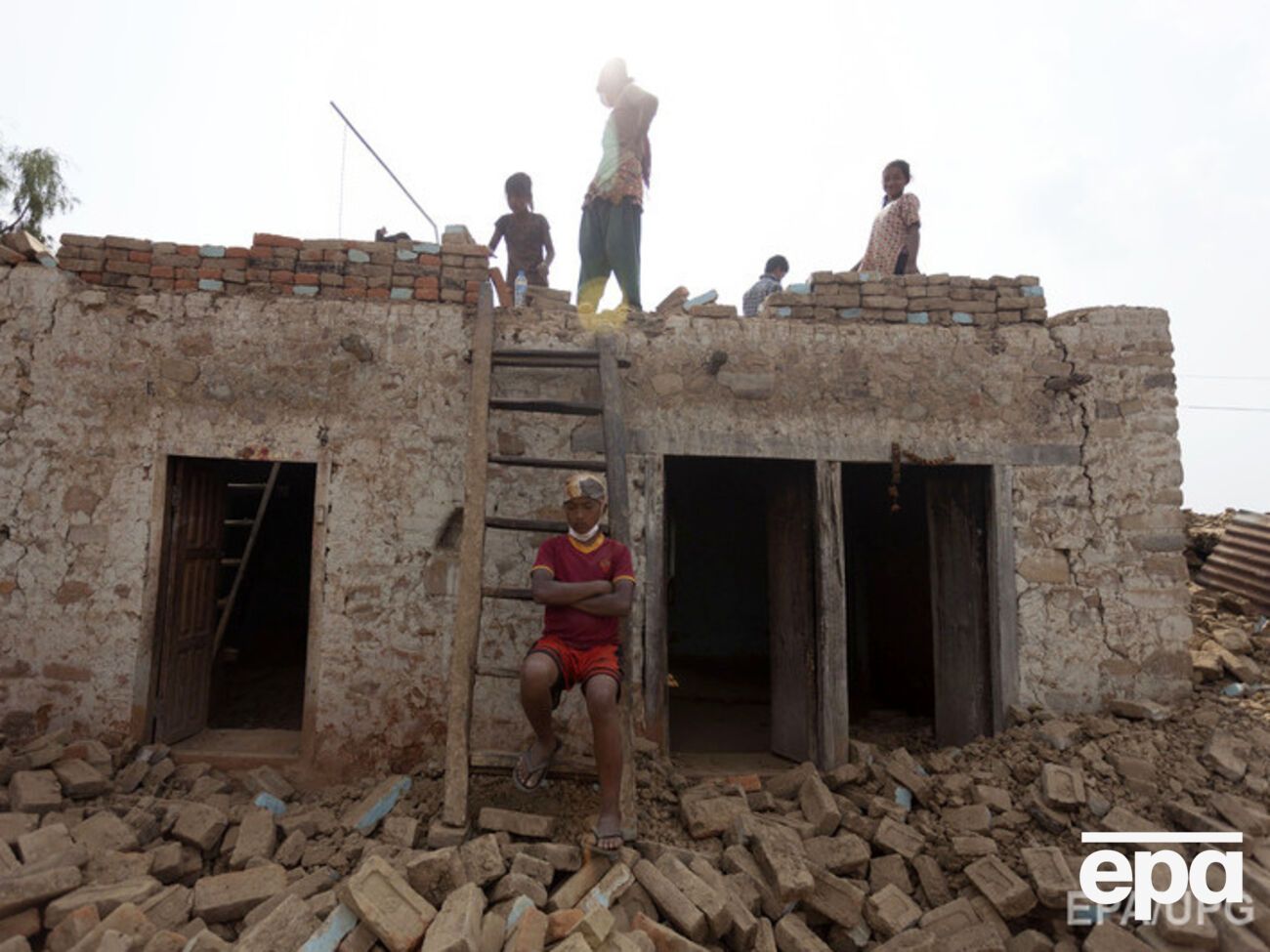 Последствия землетрясения в Непале