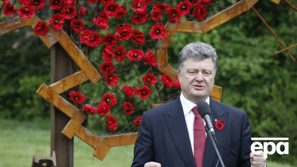 Порошенко считает, что Россия не смогла бы победить нацизм без Украины