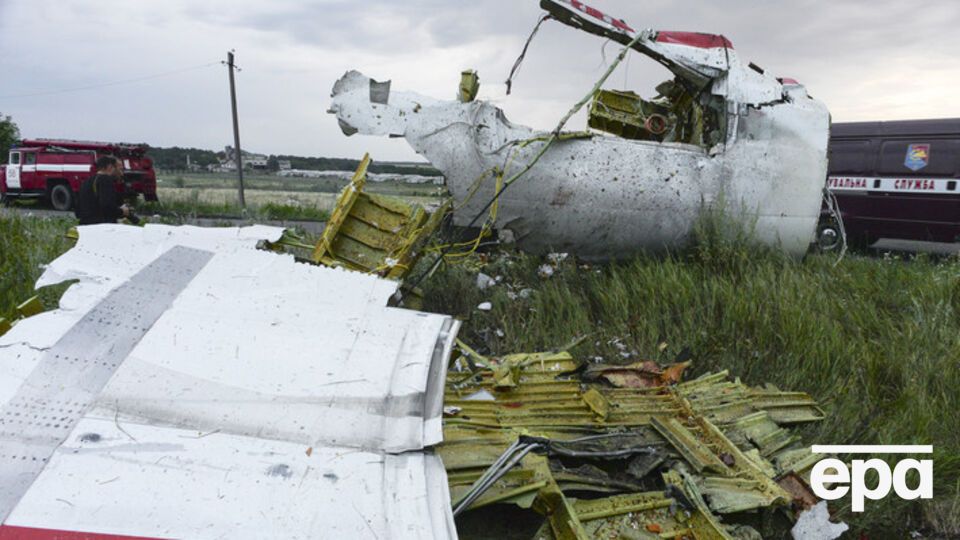В результате крушения рейса MH17 погибли 298 человек