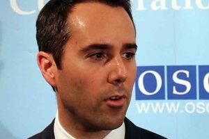 Байер: Крым остается неотъемлемой частью Украины