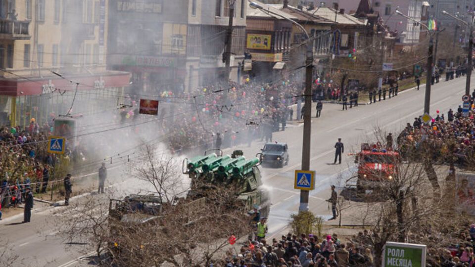 На параде Победы в Чите загорелся ЗРК "Бук". Видео