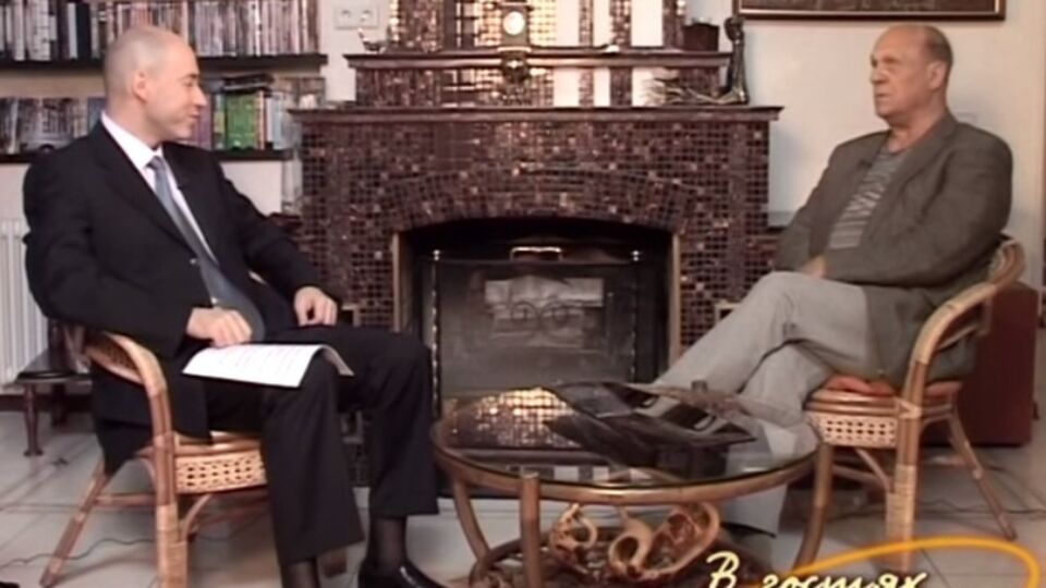 Владимир Меньшов: Эпизод из картины "Москва слезам не верит", где Алентова и Табаков раздевались, изначально был пооткровеннее