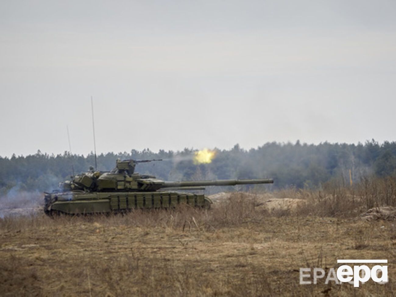 13 танков были замечены вблизи контролируемого "ДНР" села Солнцево