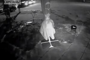 Убийство работников милиции в Киеве записала камера наблюдения. Видео