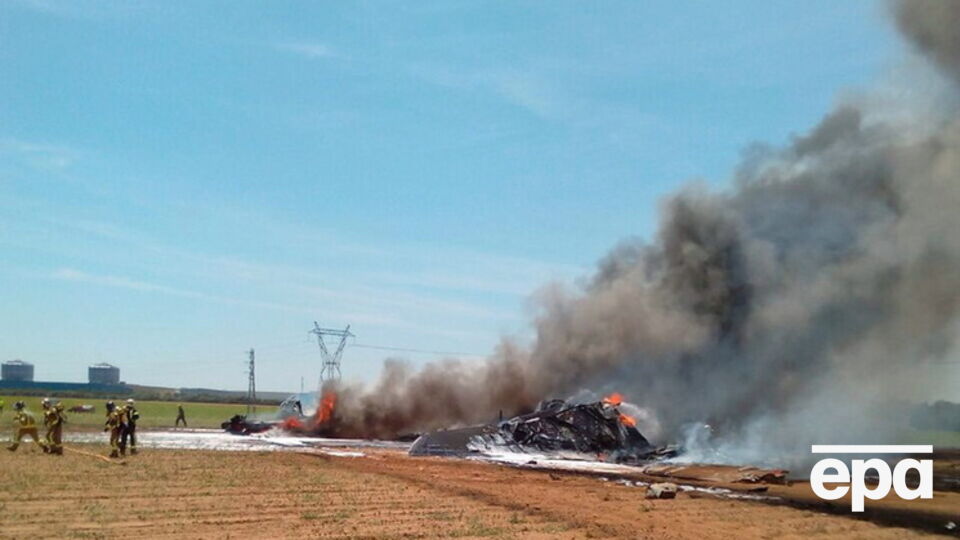 Обломки потерпевшего крушение в Испании военно-транспортного самолета