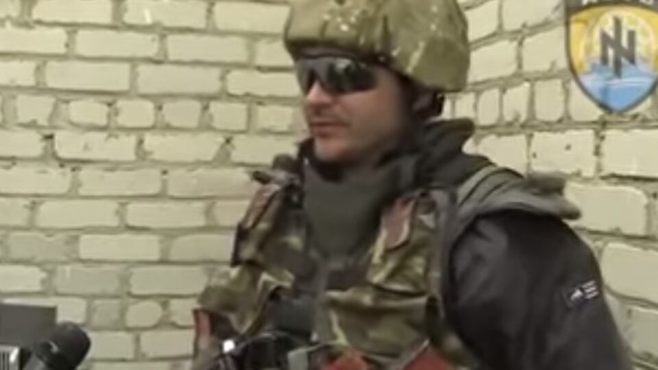 Полк "Азов" поздравил боевиков в Широкино с Днем Победы гимном Украины. Видео