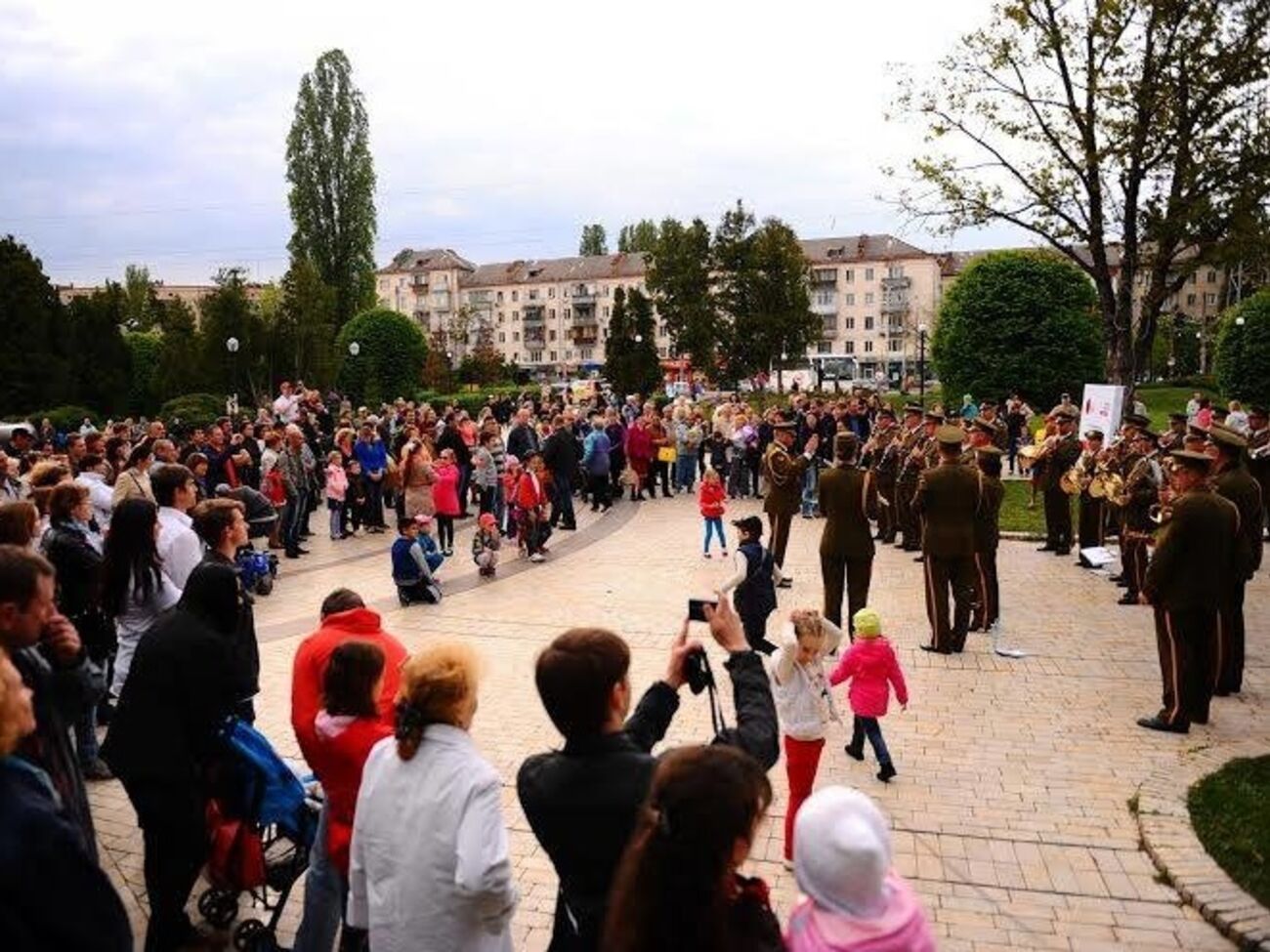 Литовский оркестр выступил в Голосеевском парке