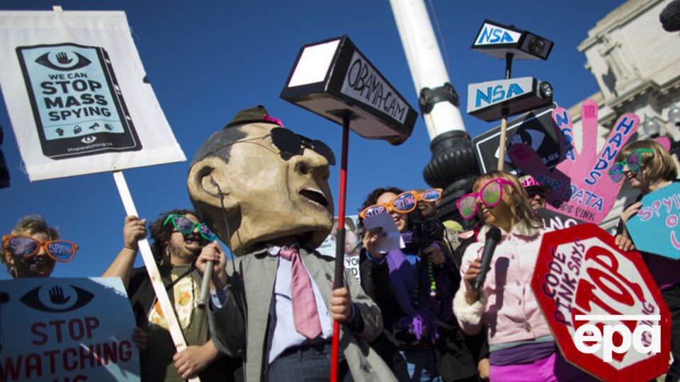 АНБ больше не имеет права прослушивать граждан США