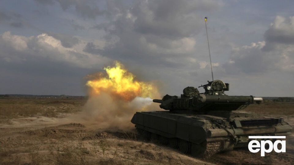 Боевики, нарушая Минские соглашения, обстреливали военных из запрещенного вооружения