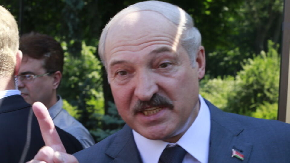 Александр Лукашенко: В экономике Беларуси наметились положительные тенденции