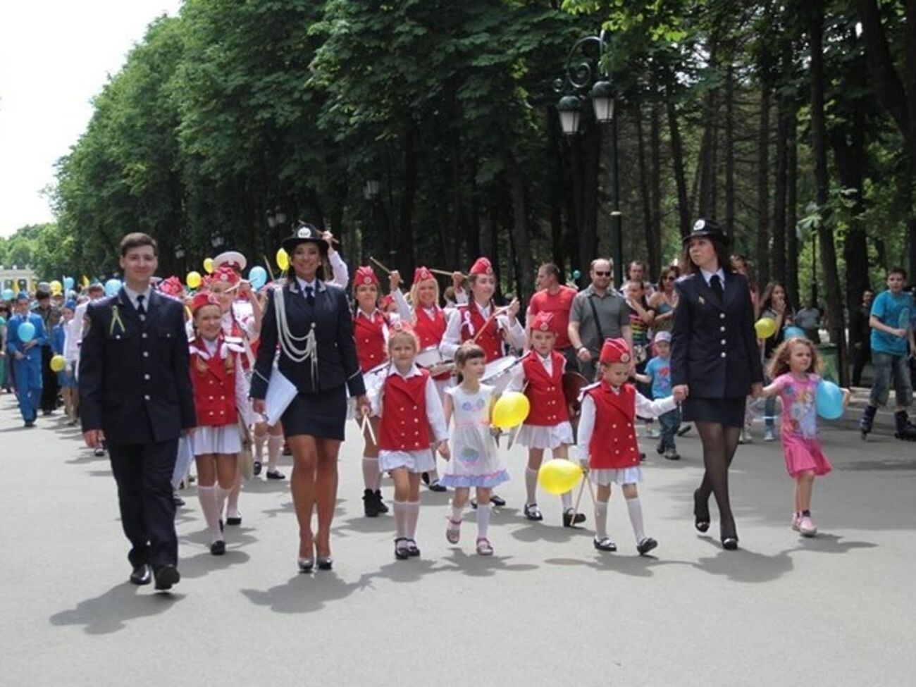 Празднование Дня защиты детей в Харькове