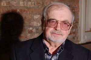 Писатель Олег Мороз