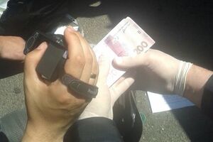 СБУ: Один из руководителей колонии задержан правохранителями при получении взятки в размере 5 тыс. грн
