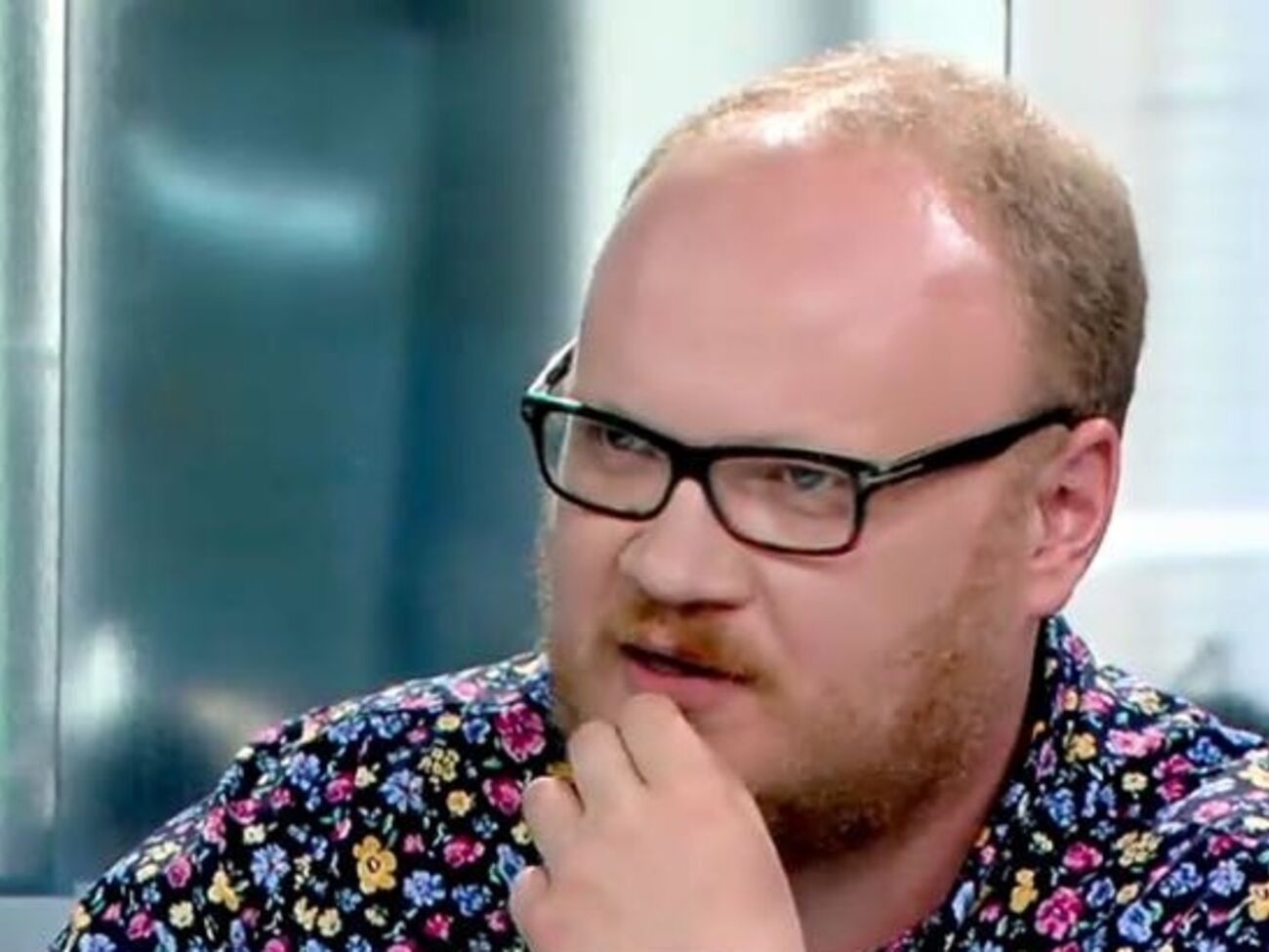 Олег Кашин сообщил, что из-за его позиции по Крыму с ним перестали общаться многие знакомые