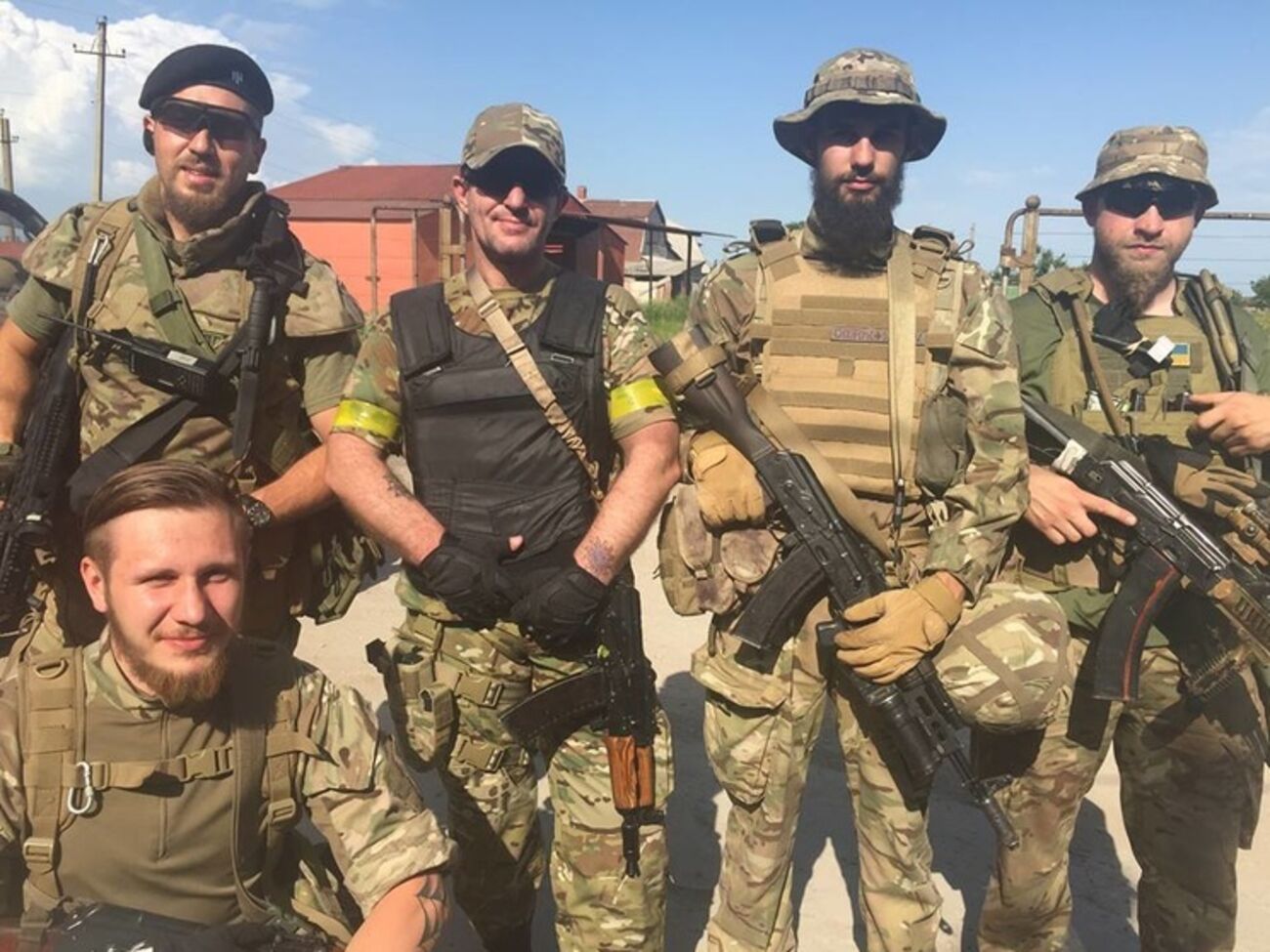 Шкиряк: Боевики обстреливают позиции украинских бойцов в Широкино из артиллерии и минометов, также работают российские снайперы