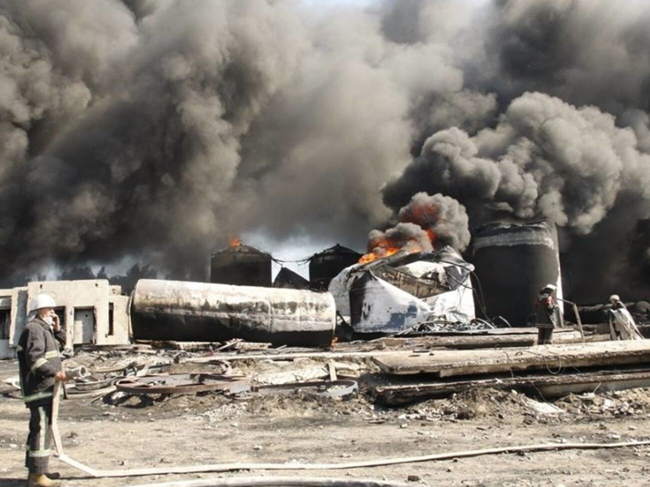 ГСЧС: Вся техника и личный состав были отведены от места взрыва заранее