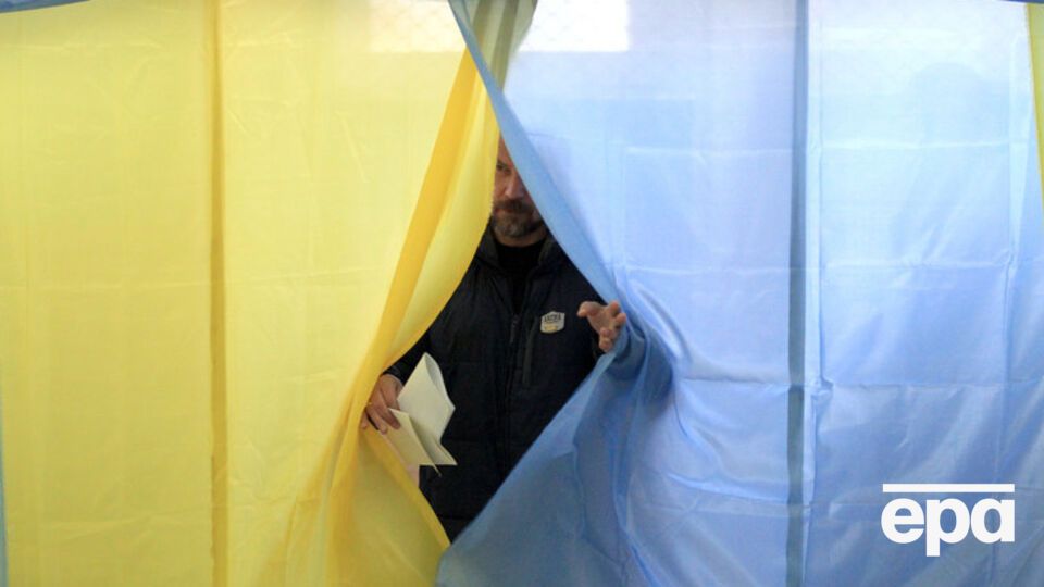 Украинцы не проголосовали бы за "Народный фронт", который был фаворитом на последних парламентских выборах