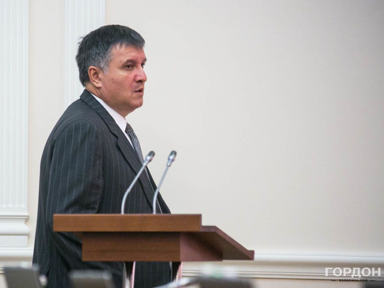 Арсен Аваков озвучил версии возникновения пожара на нефтебазе