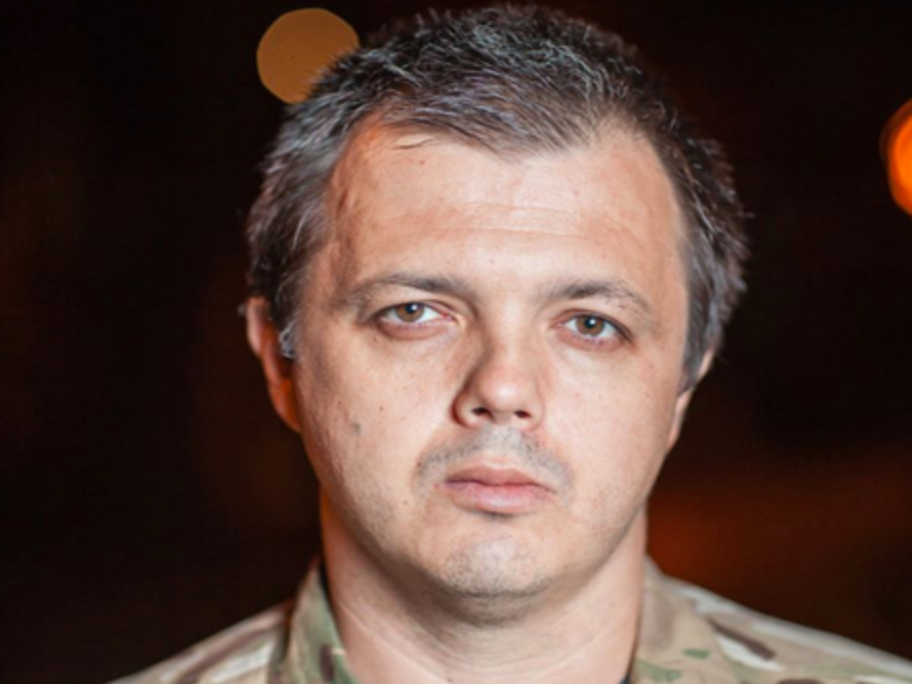 Семен Семенченко: Когда постоянно нас окружают враги, когда все время коварные ФСБ-шники лезут из всех майданов, злой враг точит ножи, власти гораздо проще работать