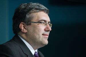 Замглавы АП Ростислав Павленко: Учебники для украинских школьников должны быть бесплатными