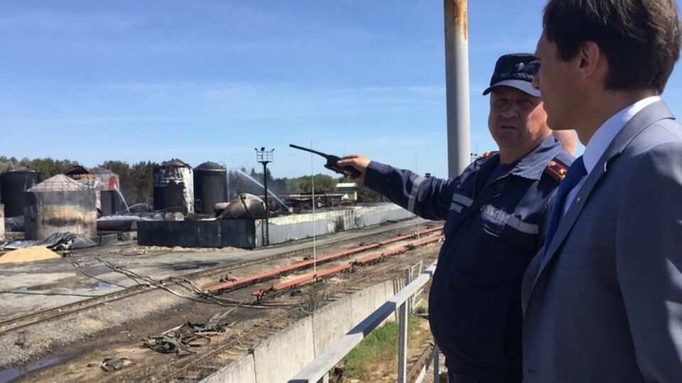 Игорь Шевченко сегодня побывал на месте пожара на нефтебазе под Киевом