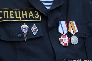 Медалями "За возвращение Крыма" награждены около 300 крымских "ополченцев"