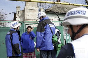ОБСЕ: Наблюдателей миссии в Горловке окружили около 70 агрессивных местных жителей<br /><br />