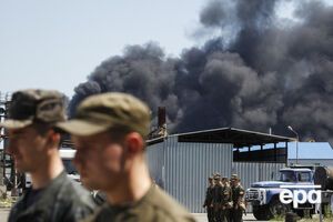 К ликвидации пожара на нефтебазе под Киевом привлекут пожарный танк Минобороны