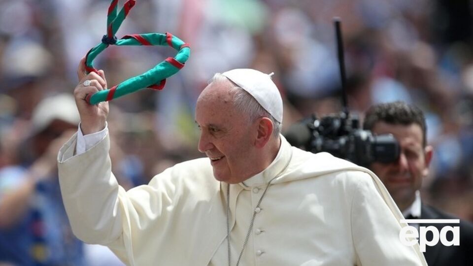 Папа Римский Франциск намерен встретиться с представителями ЛГБТ-сообщества во время планируемого июльского визита в Парагвай, где он пробудет три дня