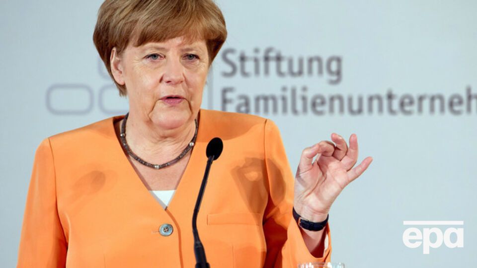 СМИ: Компьютер Меркель взломали