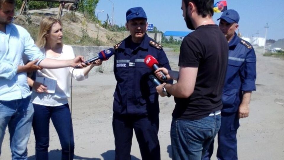 Маюров: На территории нефтебазы наблюдаются лишь незначительные очаги горения