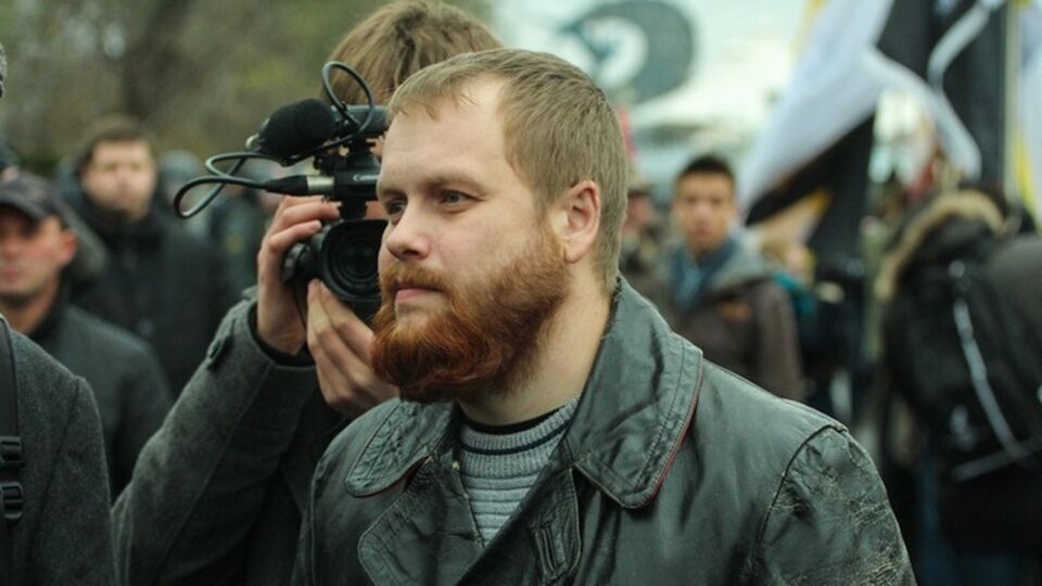 Организатор "Русских маршей", протестных акций и митингов Дмитрий Демушкин высказывал опасение, что спецслужбы готовят его задержание