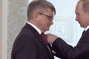 Режиссер Сокуров – Путину: На душе тревожно. Я хотел бы попросить Бога, чтобы он уберег наших солдат и офицеров. Видео