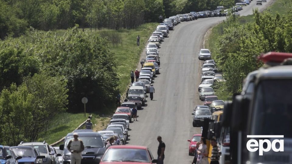 ГАИ перекрыла два участка в Донецкой области