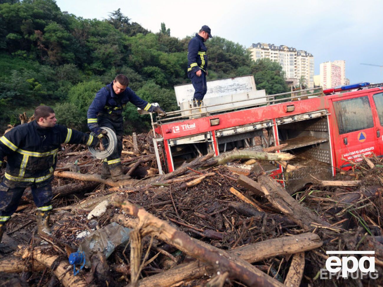 Власти Грузии борются с последствиями наводнения