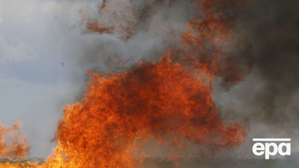 Взрыв на НПЗ произошел около 10.00 понедельника