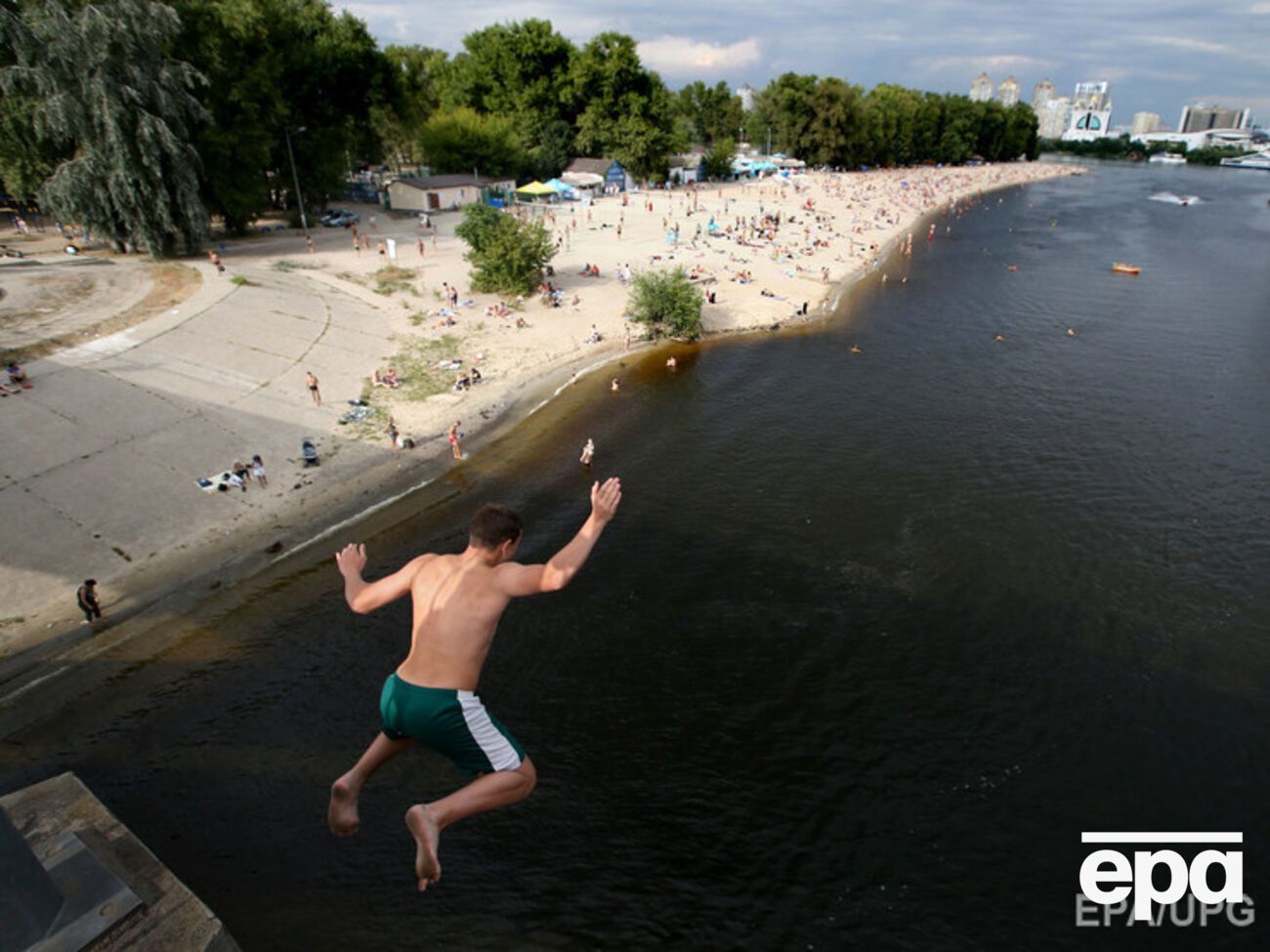 В Киеве станет немного прохладнее