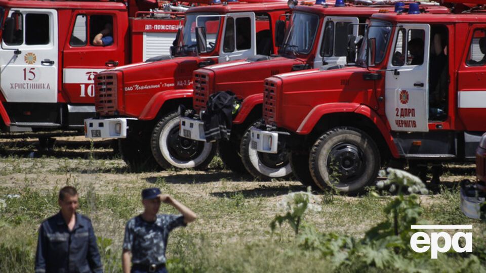 Спасатели прекратили перекачивать дизтопливо