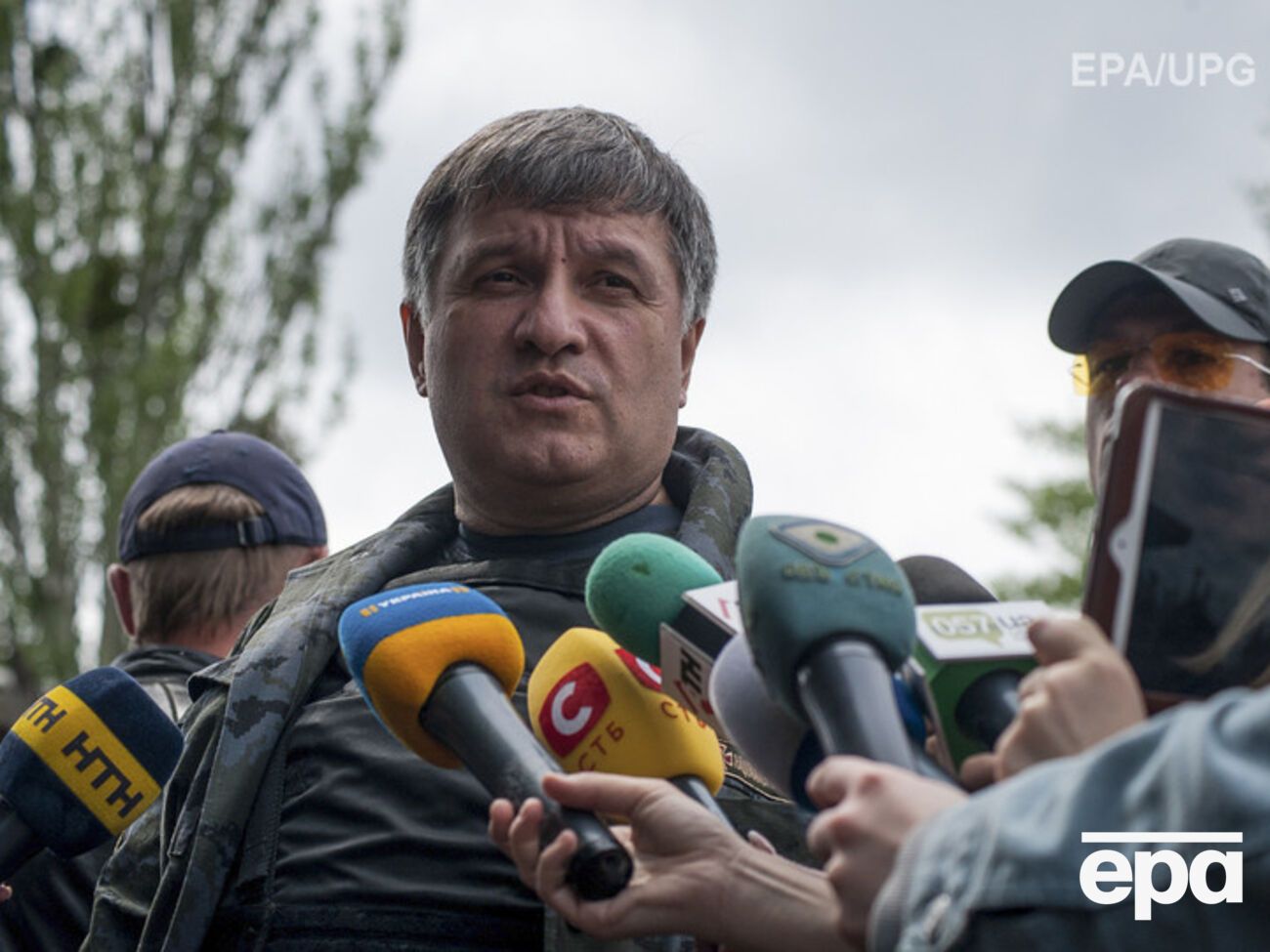 Премьер Арсений Яценюк поддержал идею главы МВД Арсена Авакова (на фото) об аресте имущества компании "БРСМ-Нафта"