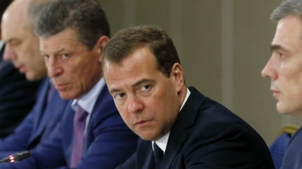 Премьер-министр России Дмитрий Медведев на совещании о развитии малого предпринимательства в Крыму