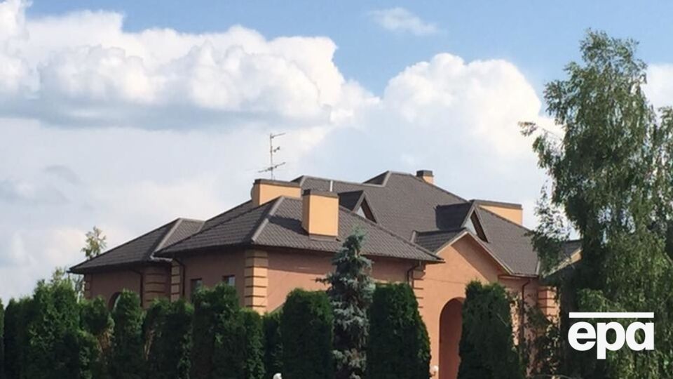 Хозяин шикарного особняка в Козине – бывший замдиректора госкомпании "Укрспецэкспорт" Георгий Мазуров