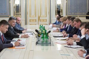 Порошенко провел совещание по выполнению Украиной требований для введения безвизового режима с ЕС