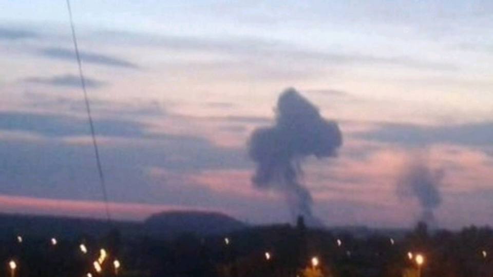 На заводе начался пожар