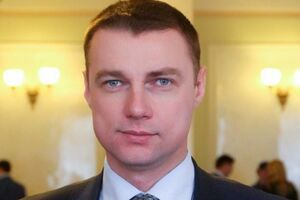 Виталий Куприй: Депутаты обсуждают размеры взяток за голосование, которое должно помочь Порошенко узурпировать власть в стране. Суммы достигают 500 тыс. долларов