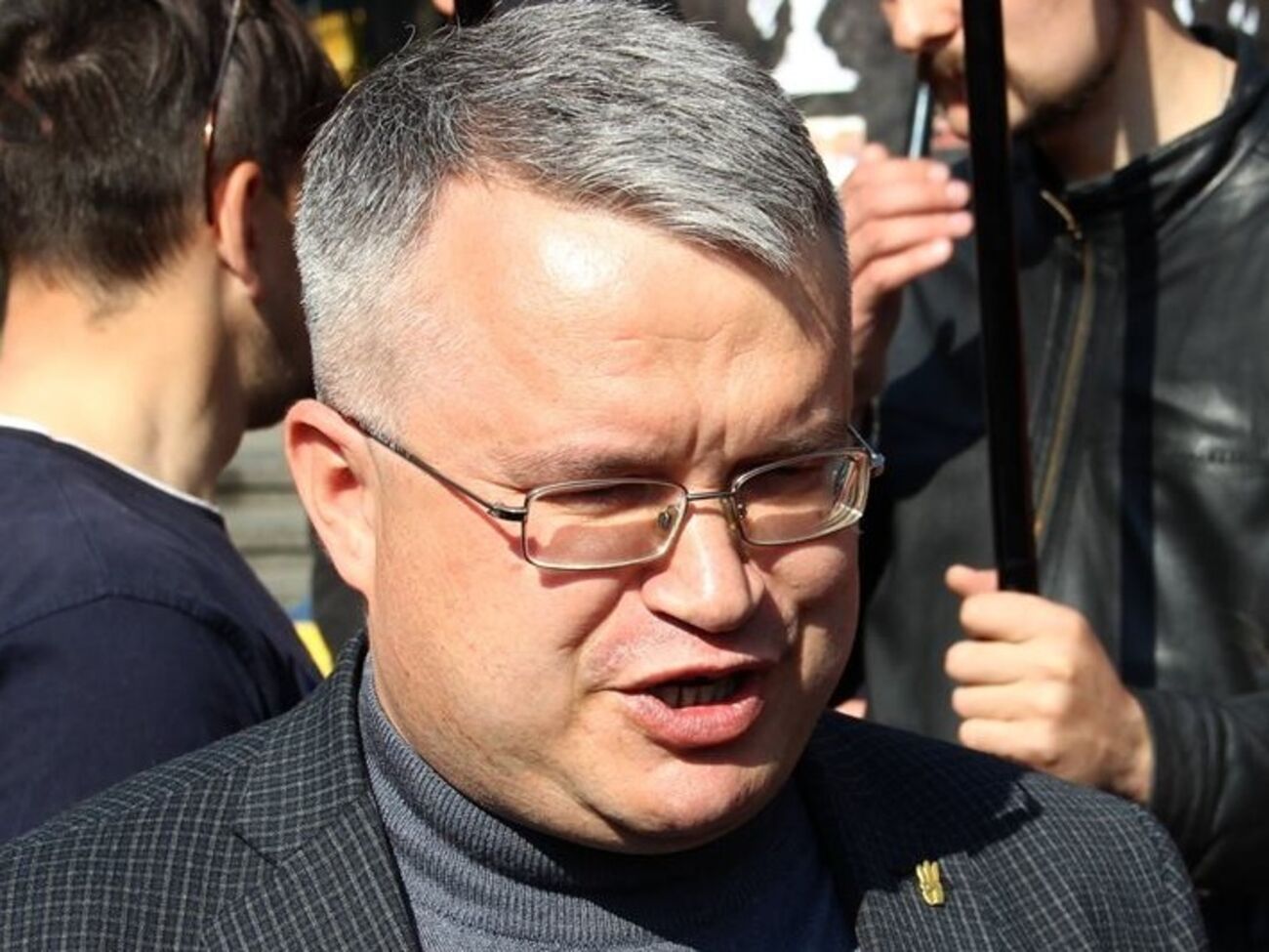 Андрей Мохник сообщил, что задержанный по делу об убийстве Олеся Бузины не является их однопартийцем