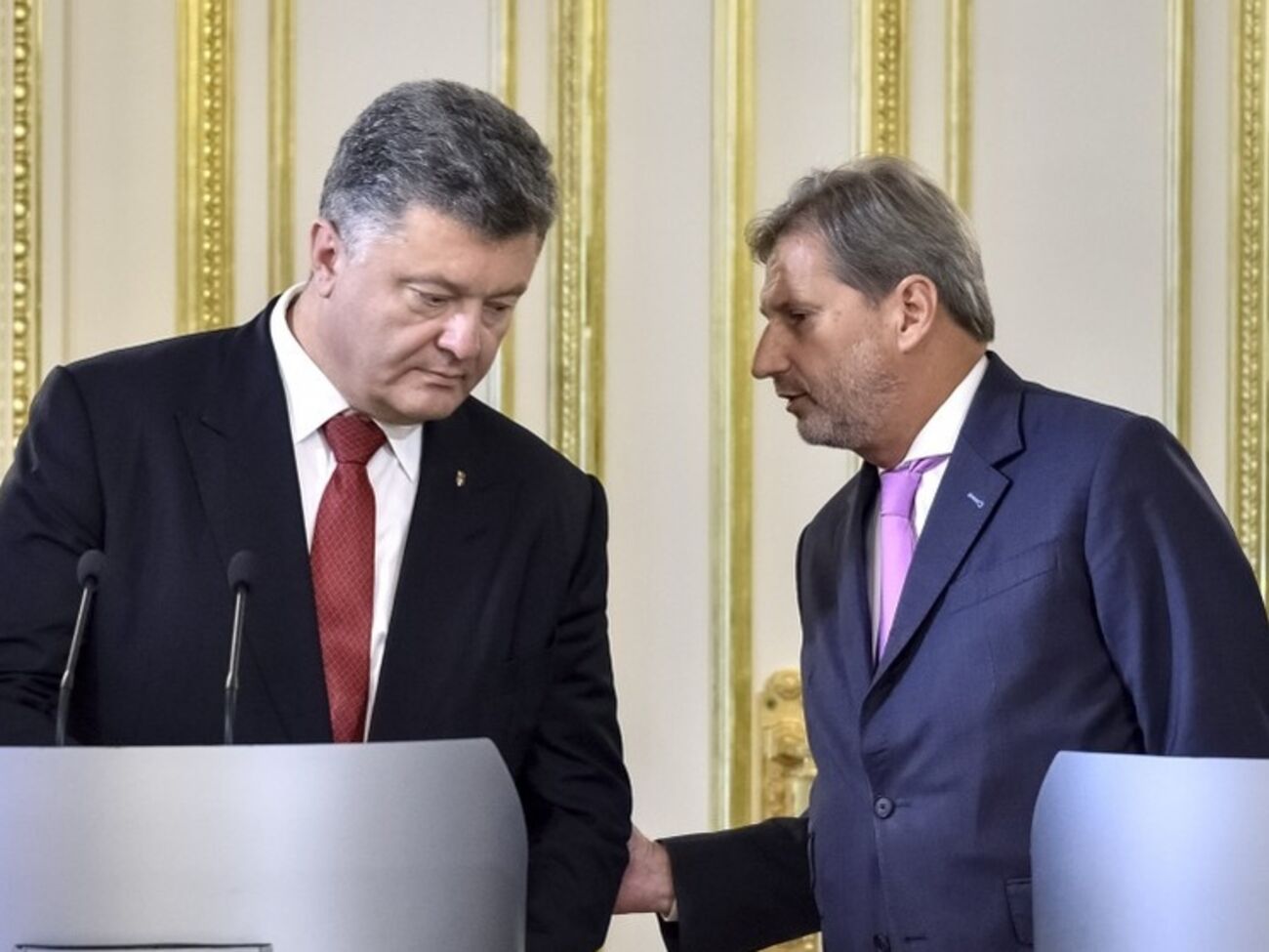 Еврокомиссар Хан сообщил, что первый транш в рамках пакета помощи ЕС в размере 600 млн евро поступит в Украину через несколько недель