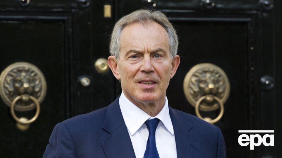 По словам Блэра, Запад должен работать вместе с украинскими властями, чтобы достичь большей прозрачности